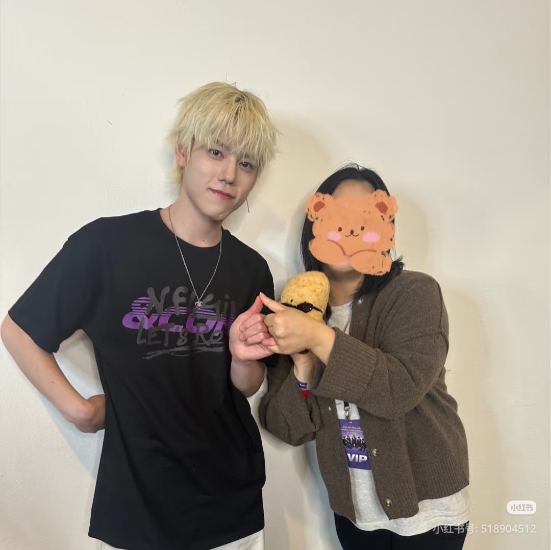 bluemoon_712_'s tweet photo. N.Flying, my once in a blue moon🌕💙

That night truly felt like a dream.
But this time, my love reached them without time difference — they really felt it🥹.

It was absolutely the best concert I’ve ever been to🤟🏻.

Ps：Seungjjang and my little potato are besties right now 🫂🥔 https://t.co/dTHk9rrXt2
