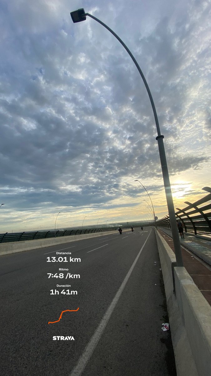 Julyandre23's tweet image. Parte favorita de levantarme a correr…verte en la creación ✨🙌🏻