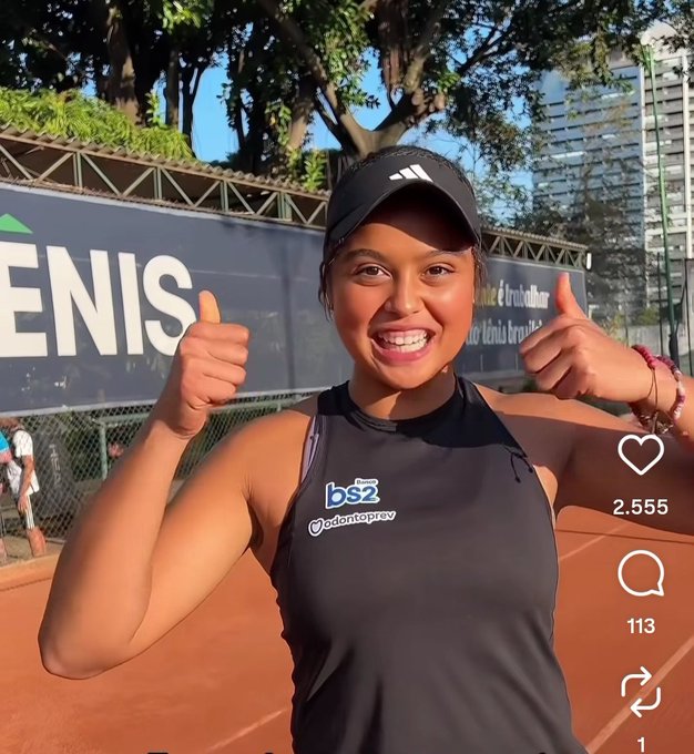 demetriovec's tweet image. Hoje a Nana venceu seu primeiro torneio profissional de tênis, aos 15 anos e meio.

Quem gosta dela e torce por ela deve tomar muito cuidado com como isso é contado ao público.

É importante explicar tudo. Um W15 é um torneio jogado por quem está abaixo do #600, #700. Que paga…