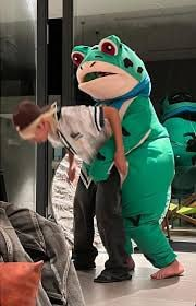 tnd_chill's tweet photo. @soapweb3 #青蛙人偶 

ca: 0x3FB6E188ecdB75E6eC2640D487ce1331057D4444

frog Douyin on BSC 🐸 https://t.co/R54jBOTxos