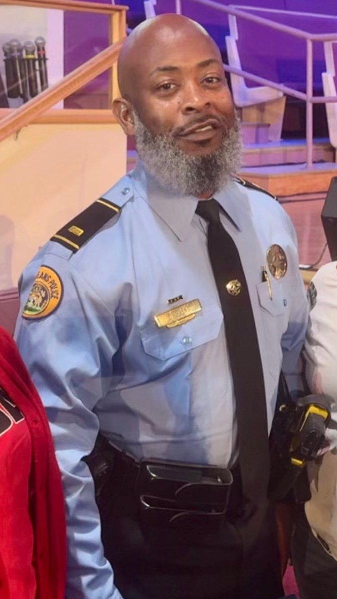 Midcity5041's tweet image. I can be any/every guy u need….#lightwork