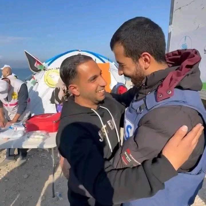 AhmedHakes's tweet photo. اليوم يلتقون الرفقاء في جنة الخلد #صالح_الجعفراوي https://t.co/gxEryXzqpZ
