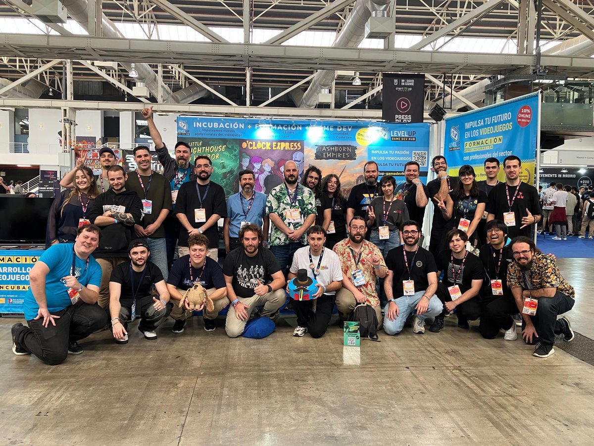 TwistedHouseDev's tweet image. Shoutout to the amazing  @game_levelup crew and all our fellow devs — what a weekend at @bcngamefest !
❤️‍🔥 So much talent and good vibes everywhere!