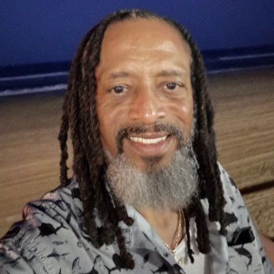 bruce_herb's tweet photo. #NewProfilePic https://t.co/r1TluS0Fwe