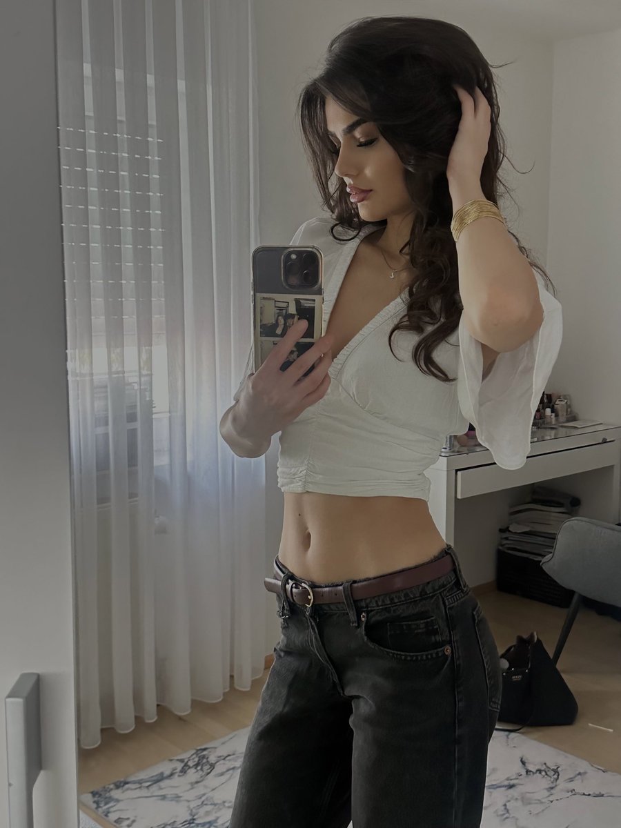 Leona (@leeonaa_mm) on Twitter photo 