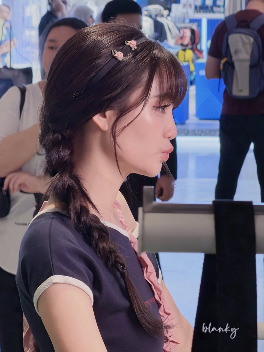 blanc_yhy's tweet image. น่ารักที่สุด🤏🏻😙

#EMISatCentralxPIPLOY
#PiployRR