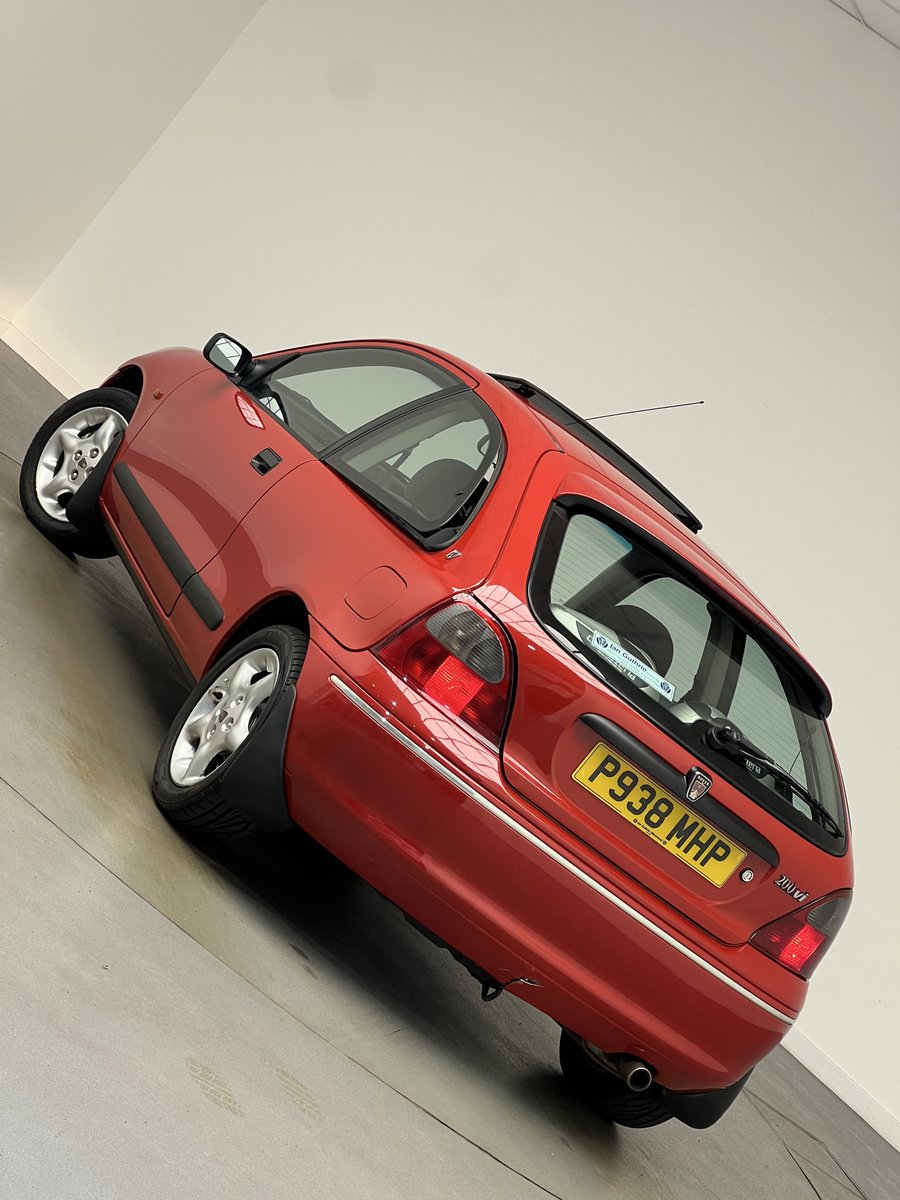 Here is a throwback for some of you. The Rover 200Vi.
Does anyone have memories of these? Or perhaps even own one🚗🤔 #rover200vi