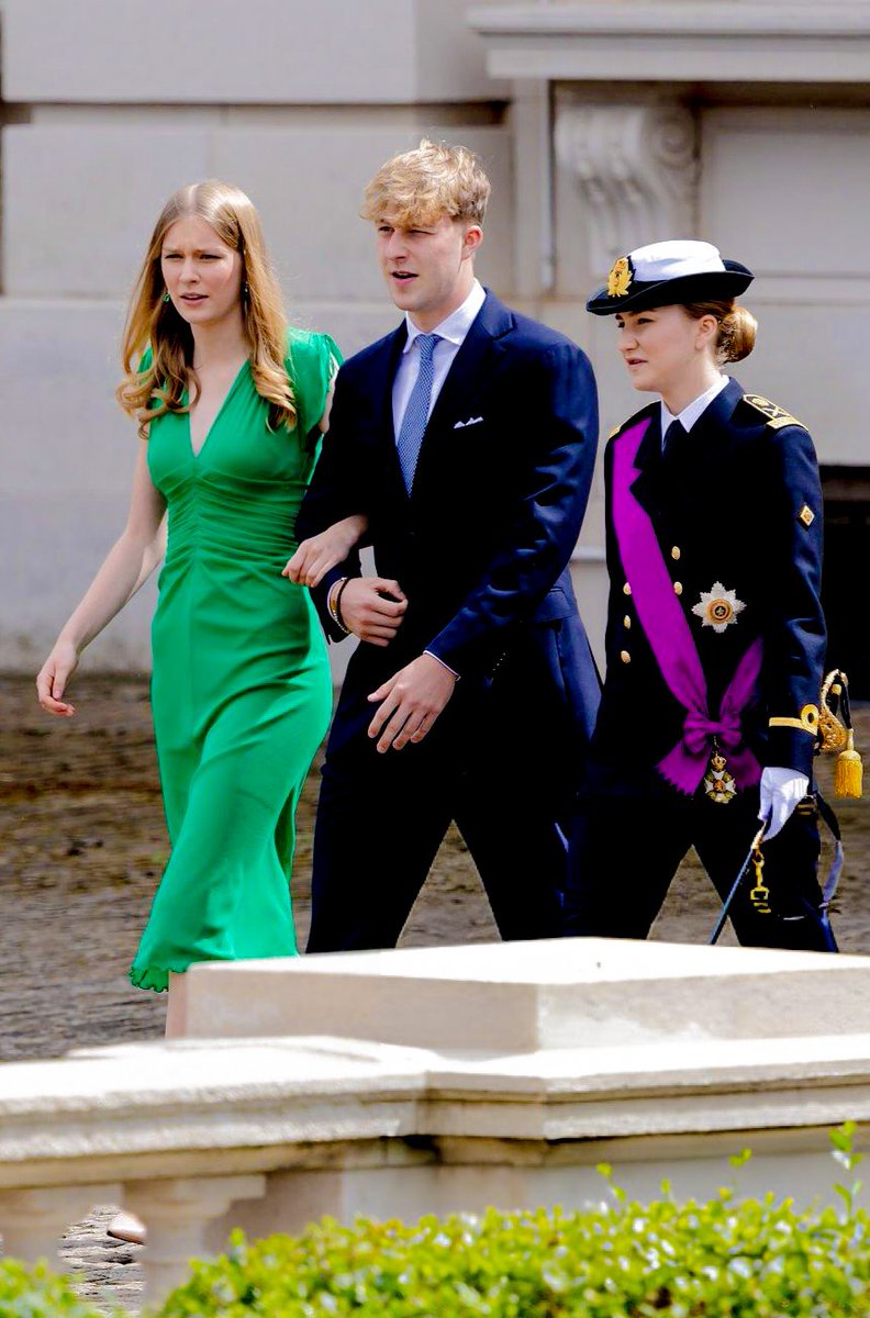royalchildren_'s tweet photo. #PrincessElisabeth The #DuchessofBrabant #PrinceEmmanuel and #PrincessEleonore of Belgium attend the military and civil parade during Belgium's National Day 2025 in Brussels, Belgium π§πͺ -July 21st 2025.
.
π· : Geert Vanden Wijngaert/@GettyImages https://t.co/8f40aM8sEG