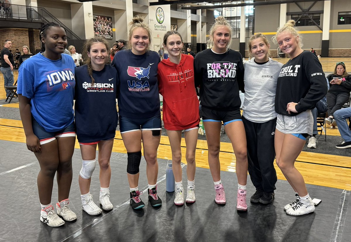 Linn-Mar is on the mat today!  The girls are in Coralville today for the Conflict for Charity duals!  Off-season work = results. Go Lions! 🦁