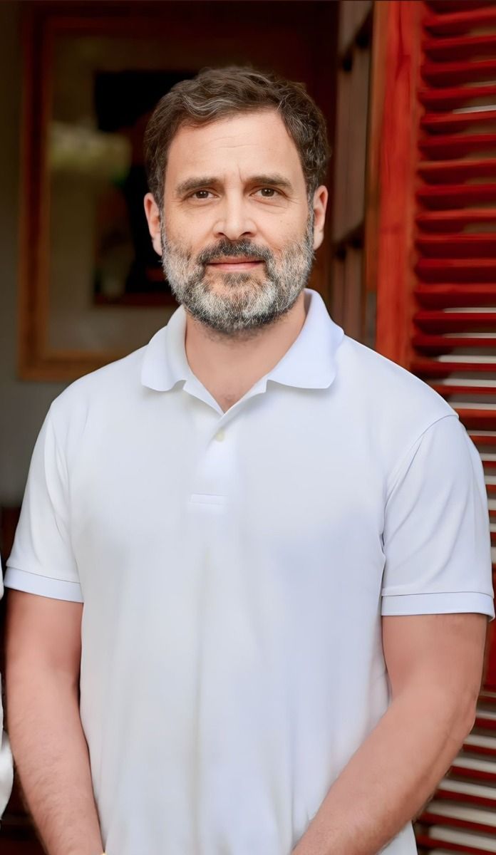 sincasm's tweet image. Only politician with zero haters !

#pappu