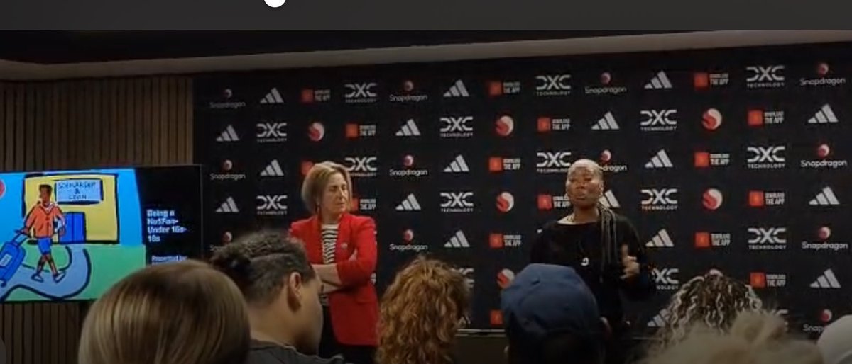 We had an amazing time on Saturday at our Academy Parents Day! 
Brilliant workshops by <a href="/No1fan_club/">No1. Fan Club</a>, interactive training sessions from our coaches, and fantastic nutrition advice in the Graduates Lounge made it a day to remember! #MUAcademy #MUFC