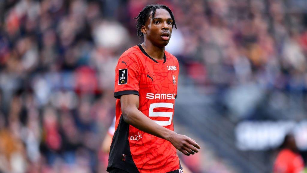 TMtalksball's tweet image. #AFC | I’m loving the idea of the return of French Arsenal ballers. We have those streets and need to use them.
— Mohamed Kader Meïte (18, CF)
— Jean Matteó Bahoya (20,LW)
— Jeremy Jacquet (20,CB)
— Ayyoub Bouaddi (18,DM)
#MakeArsenalFrenchAgain