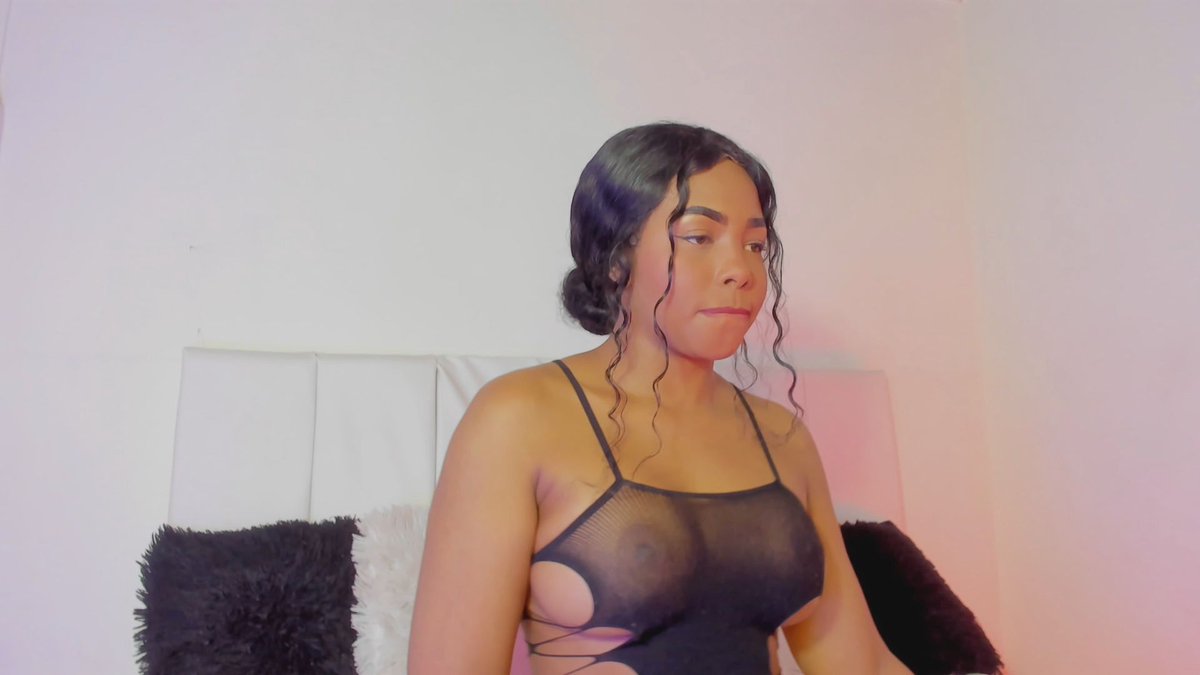 I'm online <a href="/MyFreeCams/">MyFreeCams.com 🌴💚</a>! #onmfc MFC.im/SashaRosss ????