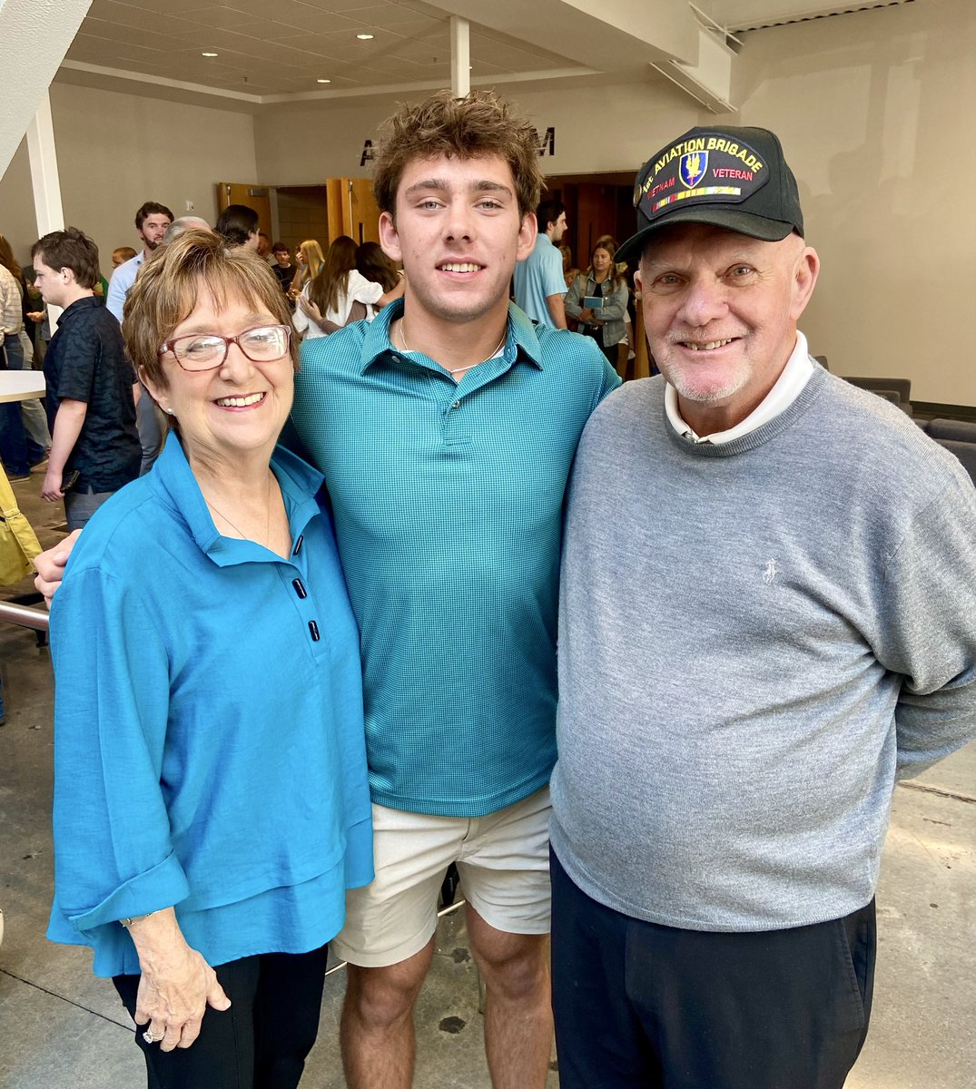 AU Baseball loves our grandparents! What a joy having Eddie’s grandparents join us for Team Church today. We hope to see more of our extended baseball family this spring—join us at the ballpark and at church! Special thank-you to Mr. Shoemake (Eddie’s grandpa) for his 🇺🇸service.