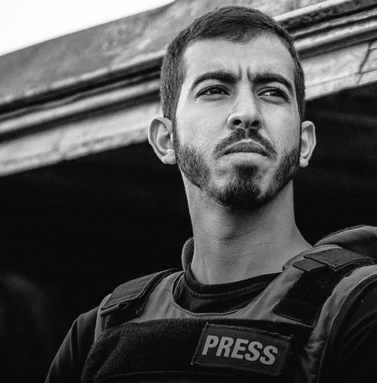 نجوتَ من الحربِ الضّروسِ ونارِها
فبِتَّ وقد غالتْكَ نارُ خَؤونِ!