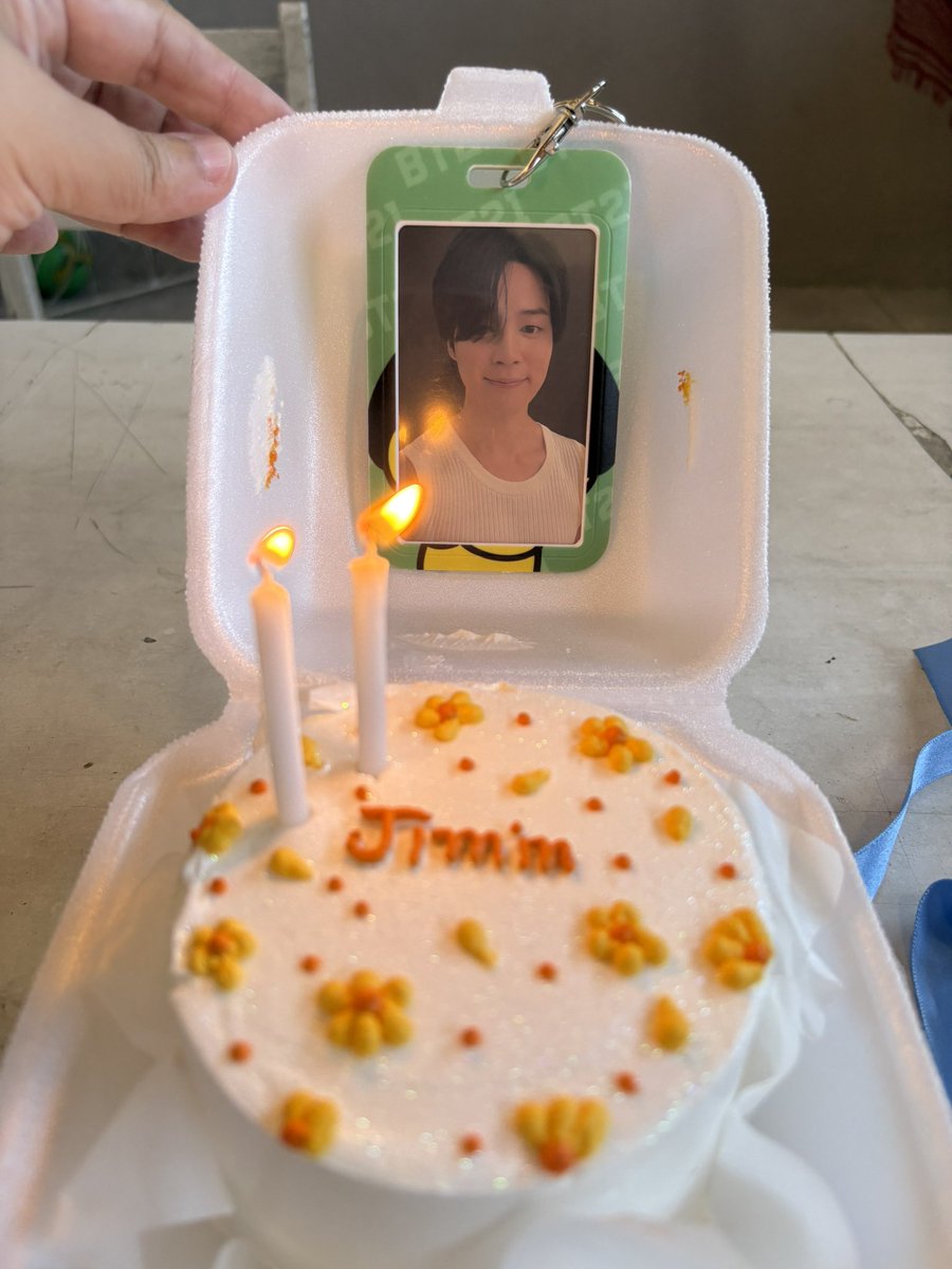 Steh_itnaclavac's tweet image. #CakeForJiminContest @jiminiemelody