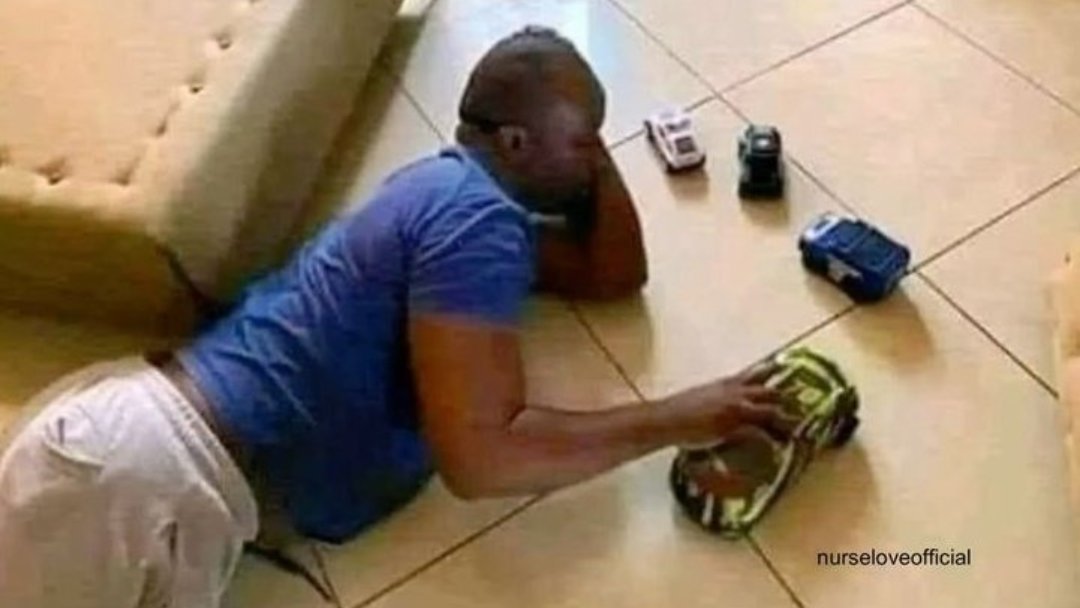Clan_elders's tweet image. School reunion is a scam... 
Nobody is missing anyone,they just want to know whether you have made it in life or not😠!

#TakaTaka #uhurukenyatta #boniface