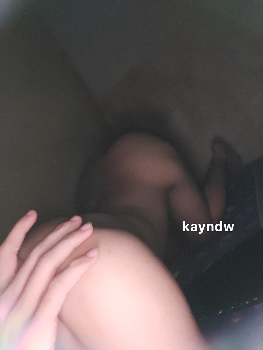 kayndw's tweet photo. pingin punya partner saling enakin, biar bisa spam naked aku😆 https://t.co/N14B0kLYDH