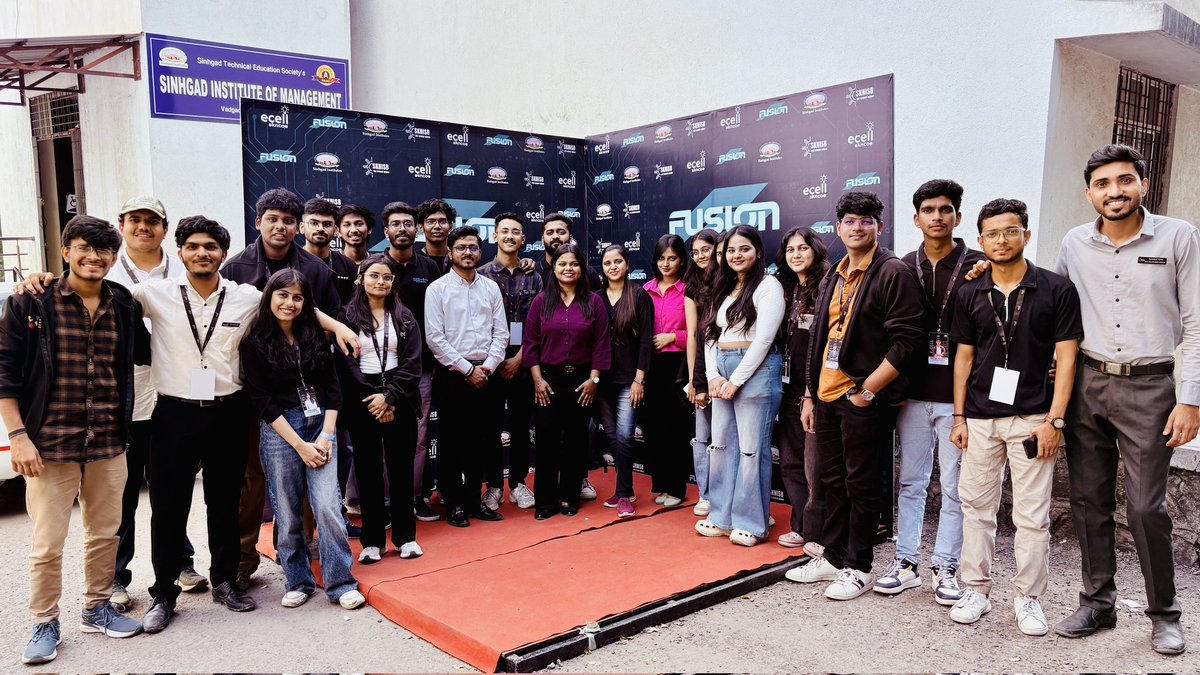 techvisionllp's tweet image. 💡 Innovation never sleeps!
TechVision Skills Academy proudly supports Fusion 2025, where 100+ minds code, create & inspire at SKNCOE Pune. 🚀
#TechVision #Hackathon #FutureReady #EmpoweringInnovation