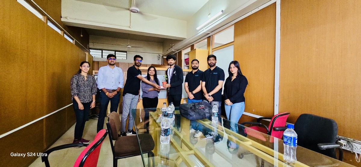 techvisionllp's tweet image. 💡 Innovation never sleeps!
TechVision Skills Academy proudly supports Fusion 2025, where 100+ minds code, create & inspire at SKNCOE Pune. 🚀
#TechVision #Hackathon #FutureReady #EmpoweringInnovation