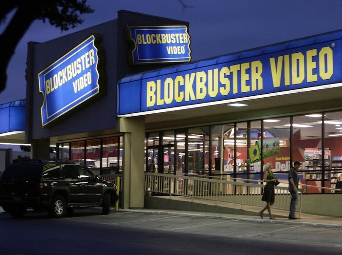 mericanaf7's tweet image. Who else misses going to Blockbuster and picking out a VHS? 

Man, those were the good old days.