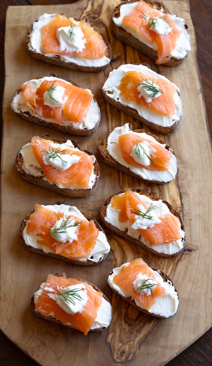giangiskitchen's tweet image. New Recipe!! If you are looking for an appetizer that feels gourmet without the fuss, these Smoked Salmon Appetizers are a fail-proof choice.

giangiskitchen.com/smoked-salmon-…  #smokedsalmon #appetizers