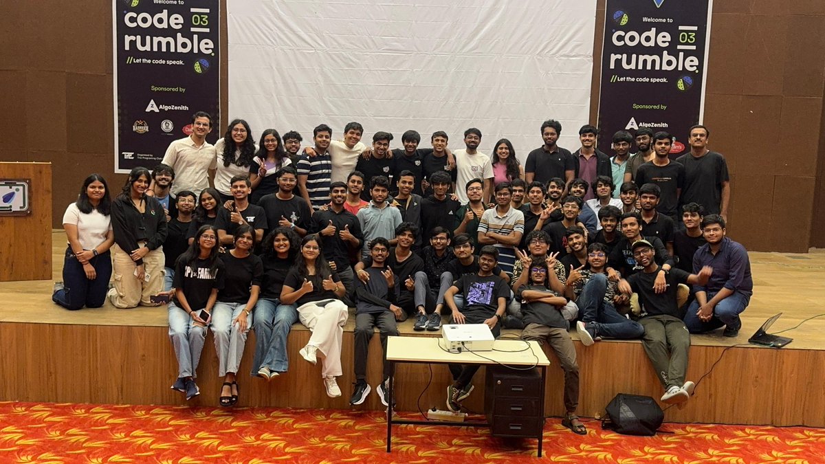 rishi_godre's tweet photo. #beGoated
Attending an orientation as a final years is different and shows us how far have we come in our journeys ππ½ https://t.co/cgClcGcqli