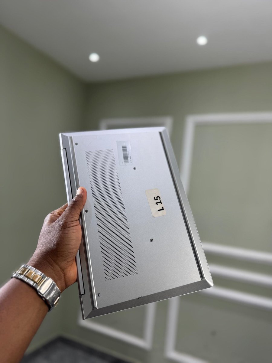 TechShackHQ's tweet image. *HP PROBOOk 430 G8 NOTEBOOK*

🀄️11th Gen®️Intel Core i5 Processor  8 CPU’s 
🀄️8 Gig Ram ddr4 upgradable 
🀄️256 Ssd 
🀄️14 inch
🀄️keyboard
🀄️Type C Port 
🀄️Fingerprint
🀄️Intel Iris Xe Graphics 4GB
🀄️180•C Rotatable
🀄️Face 🆔 
🀄️Charger 🔌 

Ghc: 4.5k
☎️0241636577