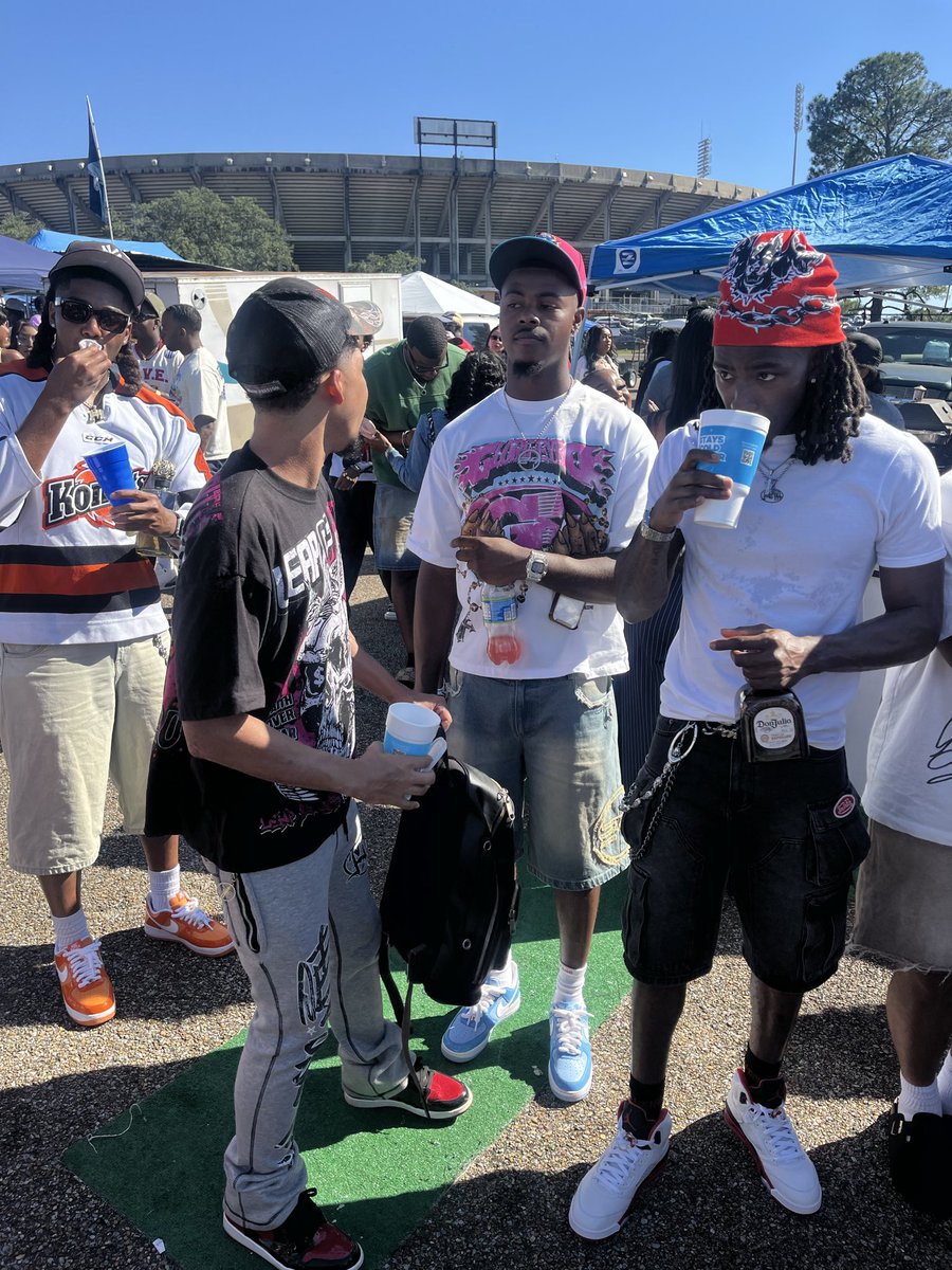 PG.⛹🏽♂️ tweet media