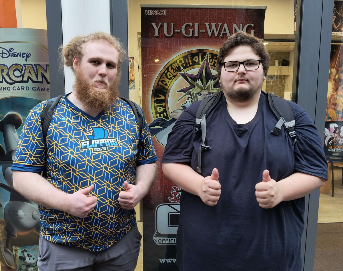 We are happy to gratulate Dave and Thomas for their Tops this weekend!
<a href="/DaveVecht/">Dave Vecht</a> finished in 1st place at OTSC Yu-Gi-Wang and <a href="/Thomas_Kas/">Thomas kas</a> finished in 2nd place just behind him.