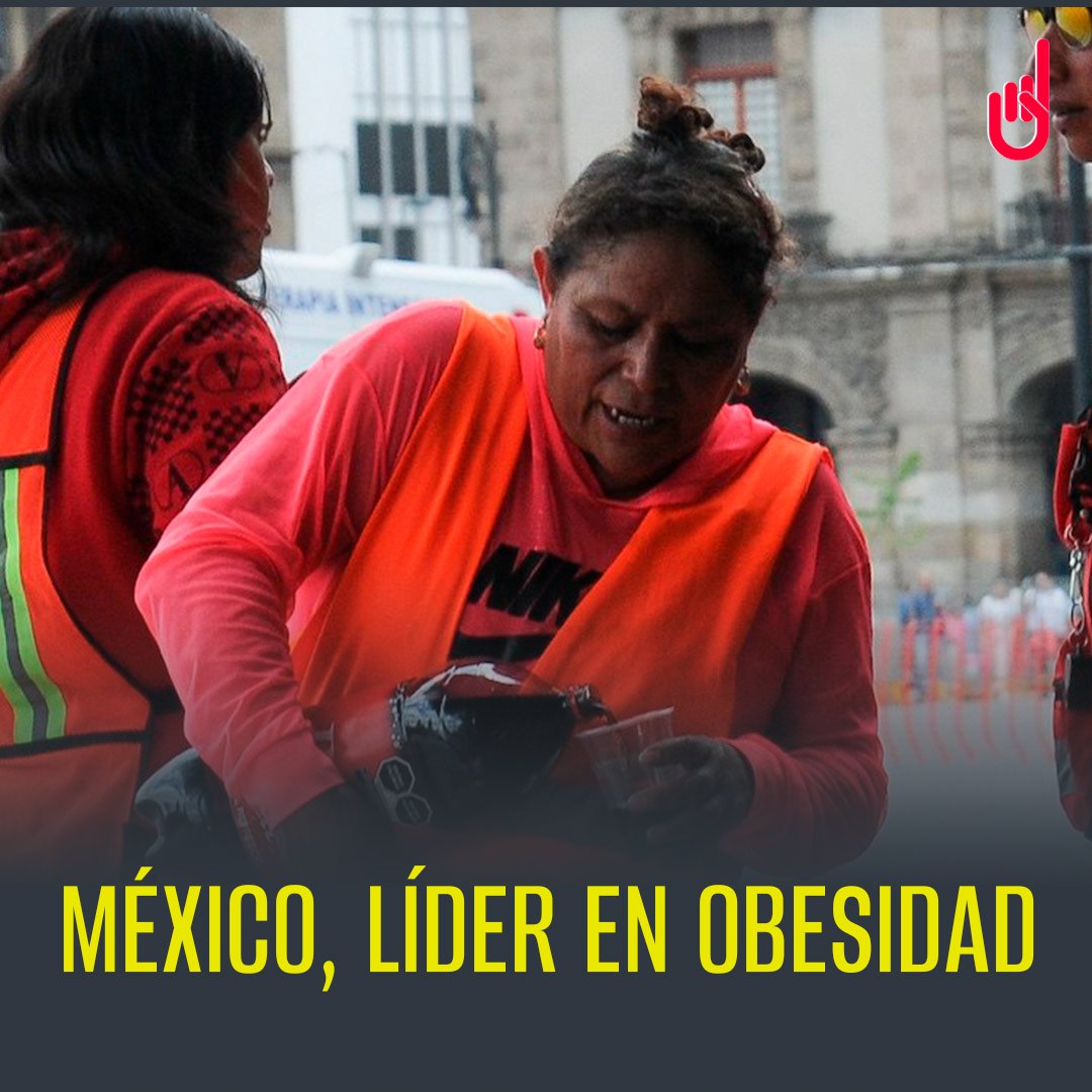 SinEmbargoMX's tweet photo. 1/10 El alto consumo de refrescos y bebidas azucaradas en México es responsable de la epidemia de obesidad y sobrepeso, que de acuerdo a la Encuesta Nacional de Salud y Nutrición (ENSANUT), afectan a más del 70% de los adultos y alrededor del 35% de los niños y adolescentes. https://t.co/BqNCepBJKa
