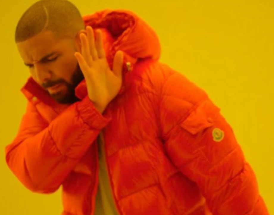 i see my friends in the group call, i join to see what they're doing but they're always on the same stupid boring shit so i just gotta