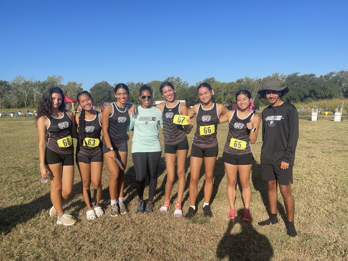 Such a beautiful moment to be with these Seniors for their final XC meet last week! 
Been their coach since they were in 8th grade and it has been amazing to watch them grow from cubs to Lions!! 

One of the many reasons I coach is for moments like this! 🦁🩶🫶🏽 #AHundredMemories
