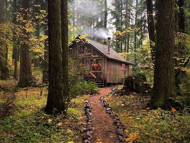 Experience the magic of Mount Hood, where crisp air and vibrant leaves make fall spectacular, just before winter. Many homes are still available 🍂
Visit  garyandscott.com to find your perfect mountain retreat.
#tiktok #mthood #cabin