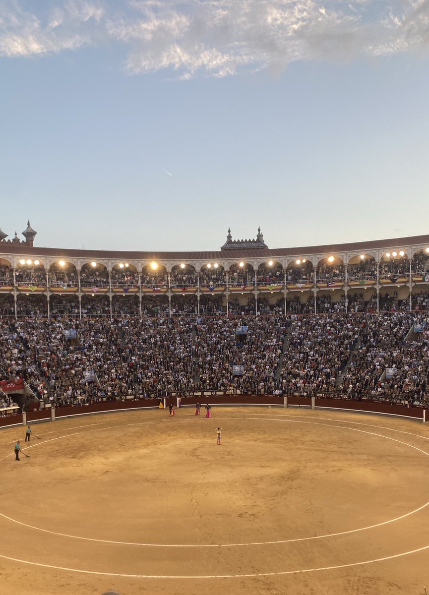 Morante se ha cortado hoy la coleta en Las Ventas. El Toreo pierde a un grande. Espero podamos recuperarnos de esta.
Madrid, 12 de octubre de 2025