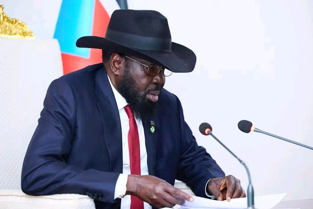 balang_king's tweet photo. South Sudanese are so oppressed that the only clues they give to President Kiir are news headlines about presidents being overthrown, presidents dying, presidents being jailed, and presidents resigning. Why don’t they just tell him, “Mr. President, you have destroyed our country https://t.co/xxbVyh5aXl