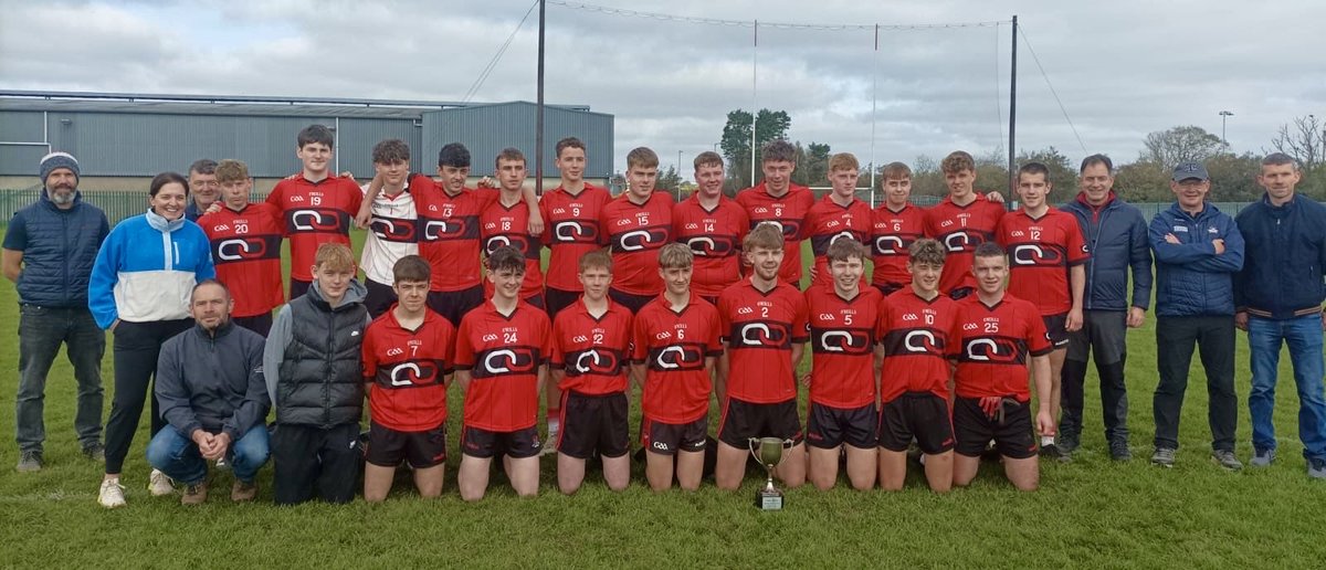 U18 Football 
Championship 
Final

Congratulations to
Owen Gaels 
who won against 
Ilen Rovers
played yesterday 
Saturday 11th
in Skibbereen.