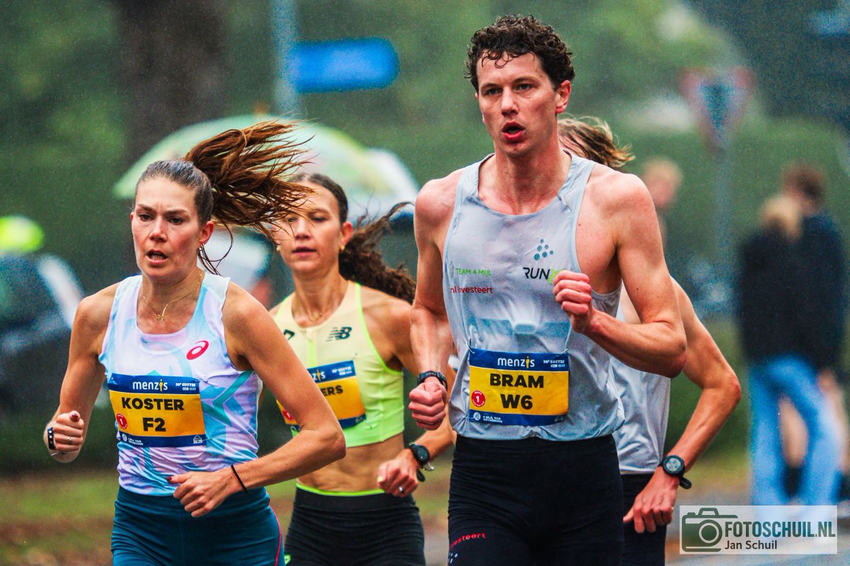 Nog een uur bij de 4 Mijl van Groningen geweest. Foto's (177) staan online op fotoschuil.nl  
Heren: 1. Ruben Verheyden 
2. Mahadi Abdi Ali 
3. Nik Lemmink 
Vrouwen: 
1. Maureen Koster
<a href="/maureenkoster/">Maureen Koster</a>