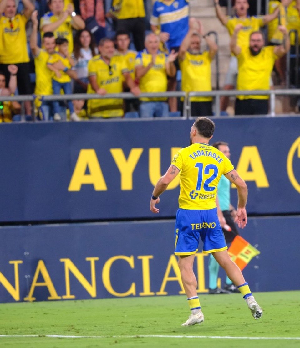 🇬🇪🇪🇸QUELLE MAGNIFIQUE IMAGE 🤩