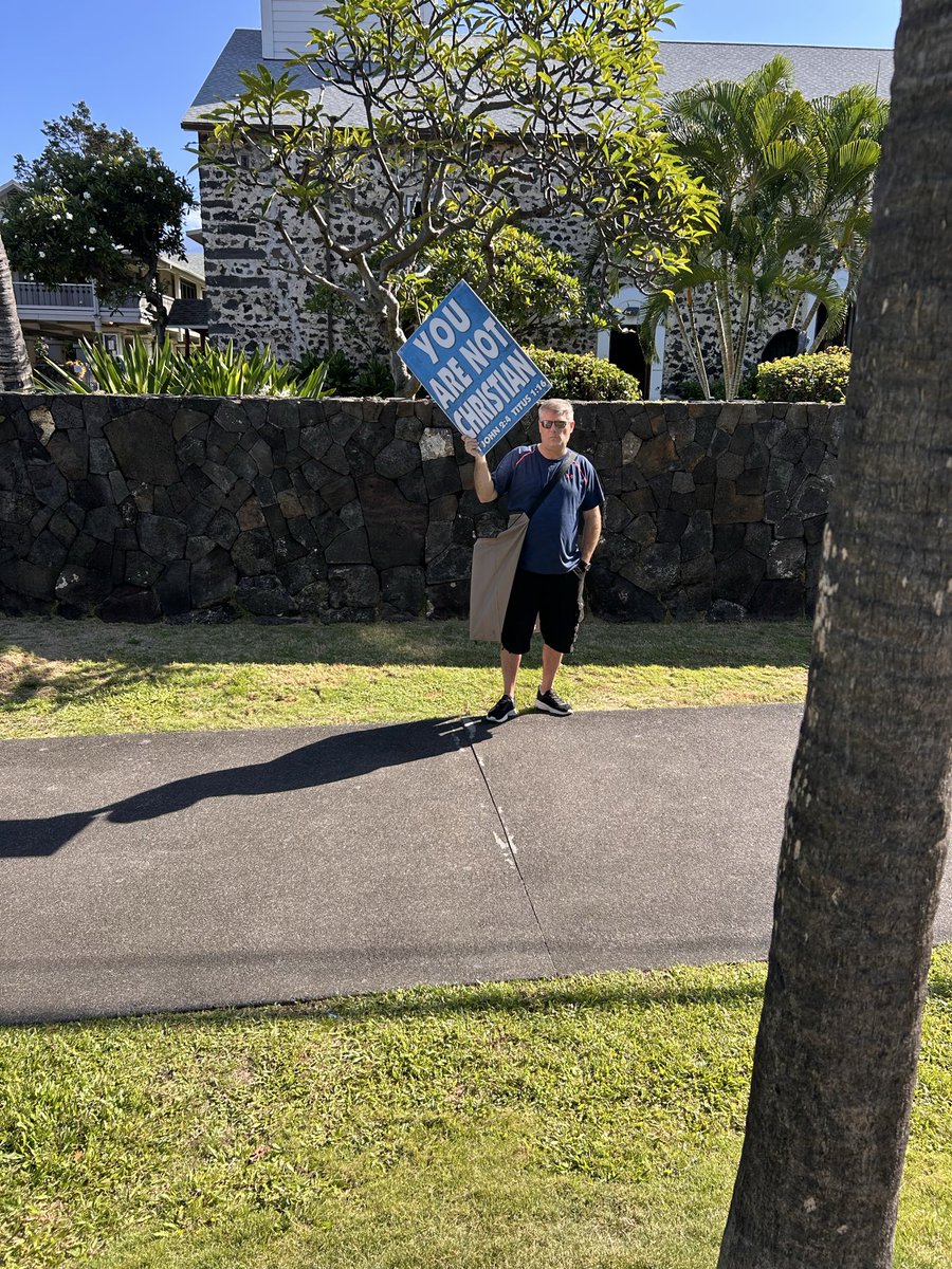 144KJewsRepent's tweet image. On our visit to #Kona island #Hawaii we have seen pagan practices everywhere. 

Acts 17:29 Forasmuch then as we are the offspring of God, we ought not to think that the Godhead is like unto gold, or silver, or stone, graven by art and man’s device. 30 And the times of this