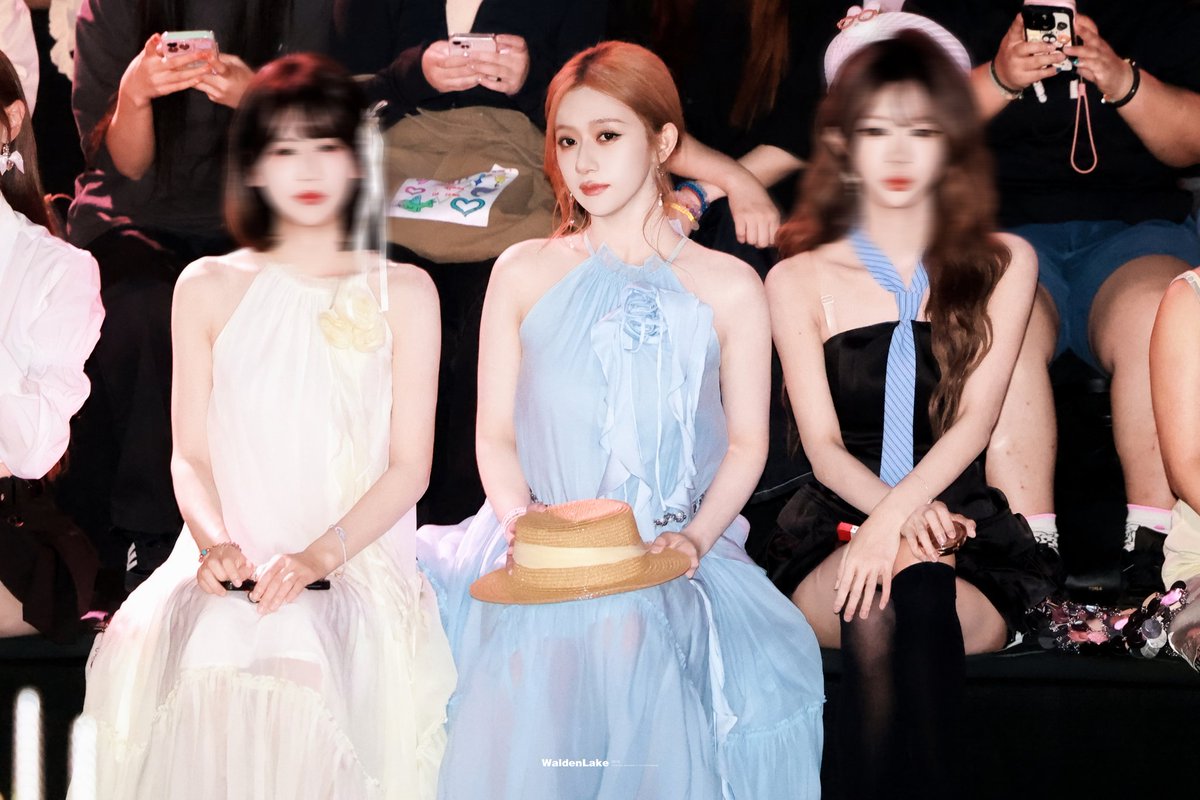 jiang0618_'s tweet photo. ©瓦尔登湖Walden_蒋舒婷 https://t.co/mmL13g5T2r