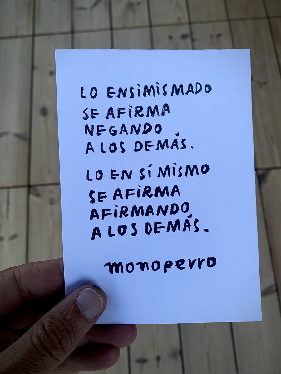 monoperro tweet media