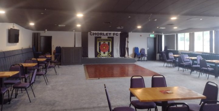 chorleyawaydays's tweet image. 3 bars 🍻🍻🍻
#pvfc