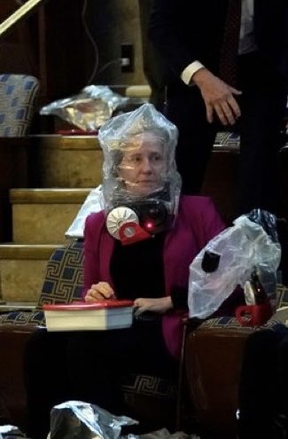 ImMeme0's tweet image. The left is already melting down over MAGA accounts sharing a photo of Virginia Democratic gubernatorial candidate Abigail Spanberger wearing a mask during COVID in 2021. 

It would be such a shame if this went viral… we wouldn’t want to trigger them even more.