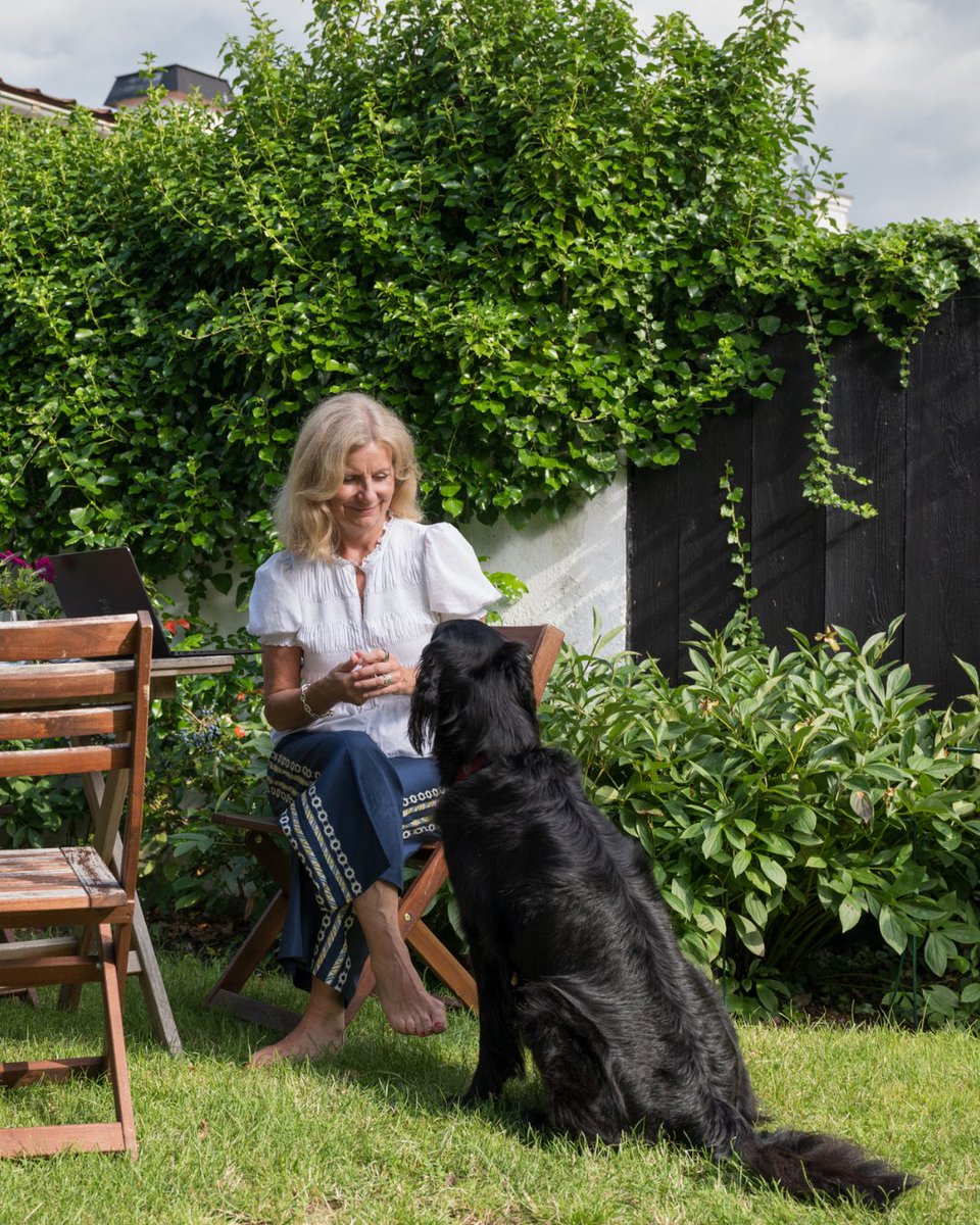 Rotary's tweet image. Before she became CEO of Microsoft Sweden, Hélène Barnekow’s first global adventure came through Rotary Youth Exchange, a year in New York that changed how she saw the world 

🌎 Today, she’s investing in women-led startups and mentoring the next generation of leaders shaping…