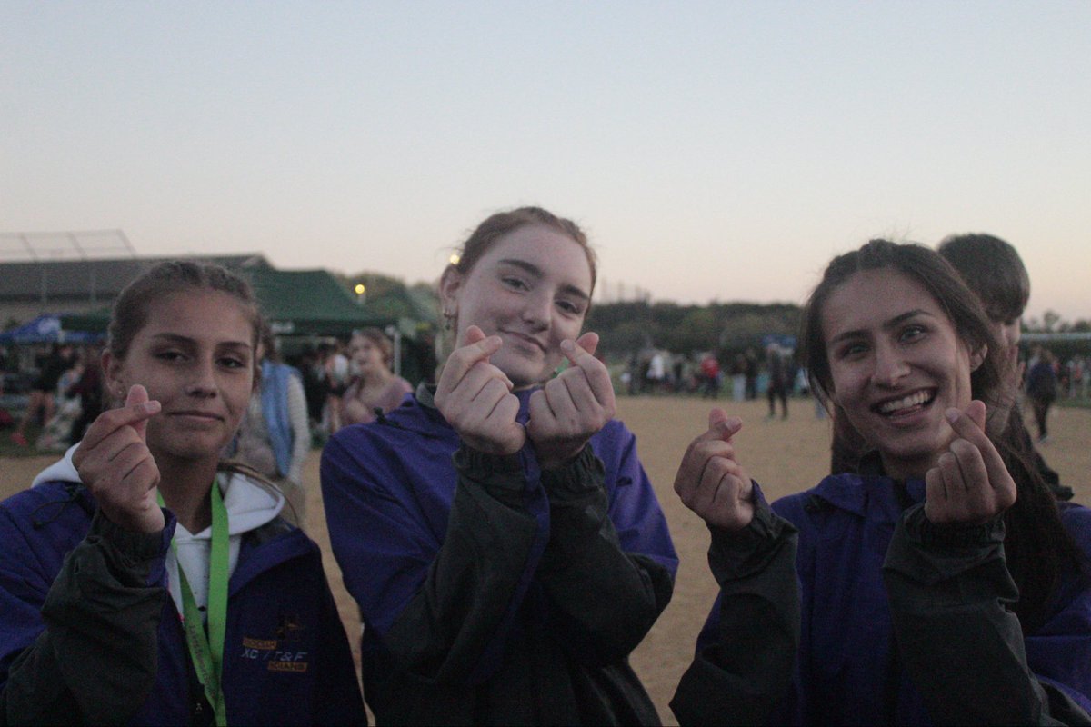 🌟 Lakes Invite Recap! 🌟 Our girls showed up and showed out this past Friday at Lakes! 💪🔥 So many season bests and HUGE personal records — the hard work is truly paying off. We couldn’t be prouder of the effort, energy, and heart every runner brought to the course. 💜💛