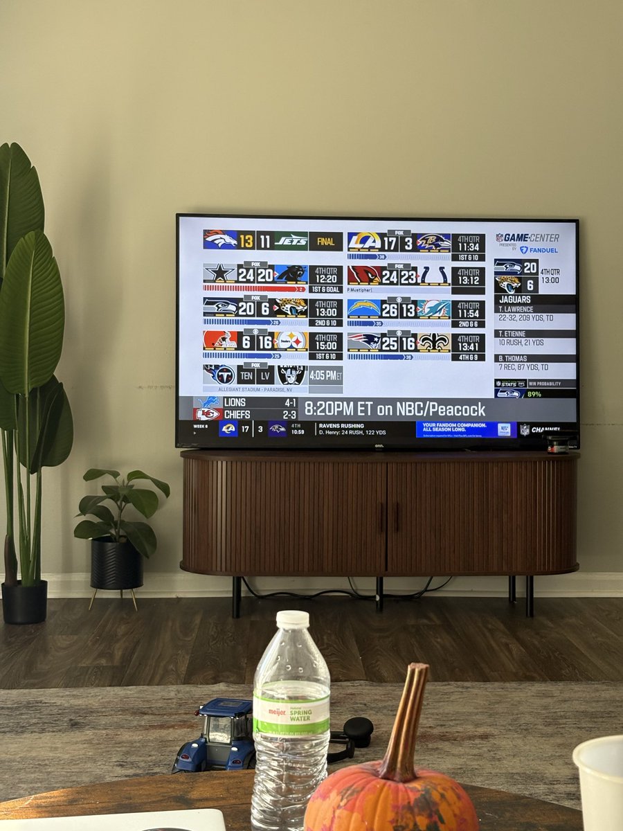 ArtInfluence_10's tweet image. #LETSGOCOLTS #NFLGAMECENTER ‼️‼️ EXTRA POINT IS GOOD 🐎