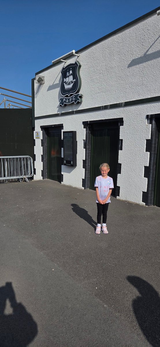 dhealy64's tweet photo. Took my granddaughter to the Argyle ladies today awesome afternoon, we were the better side and could've won. @Argyle https://t.co/iq4VRtkR9H