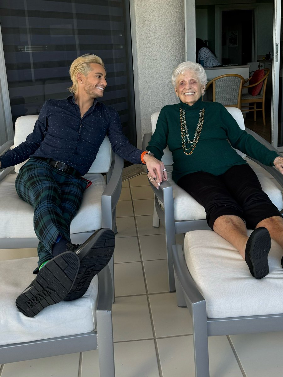 FrankieJGrande's tweet image. Happy 100th birthday in heaven my beautiful Nonna ❤️ I love you and miss you sm 🥺