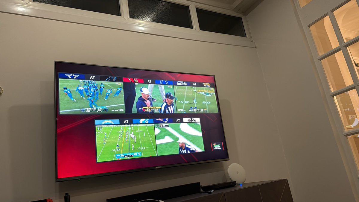 JaiP72's tweet image. This is too much #RedZone - my little brain is hurting